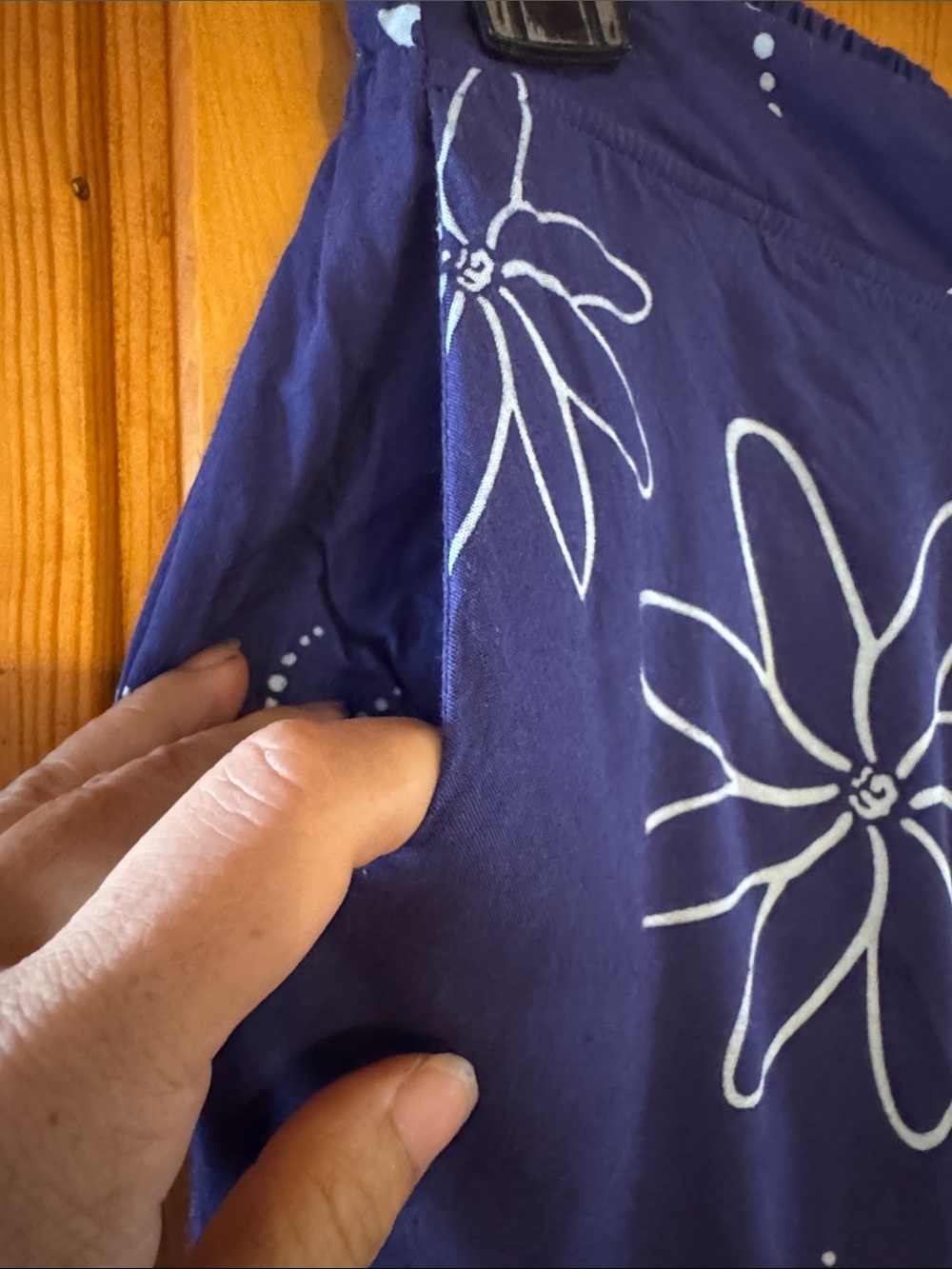 Wide Leg Floral Print Pants in Navy Blue - Picture 4 of 4